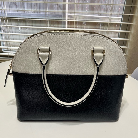 Kate spade Wellesley grove street black and white leather shoulder bag. - Picture 2 of 6